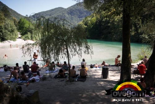 OJ13_16_BeachYard_002_NK